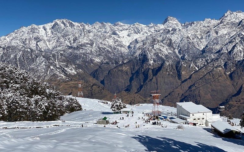 Auli Honeymoon Package